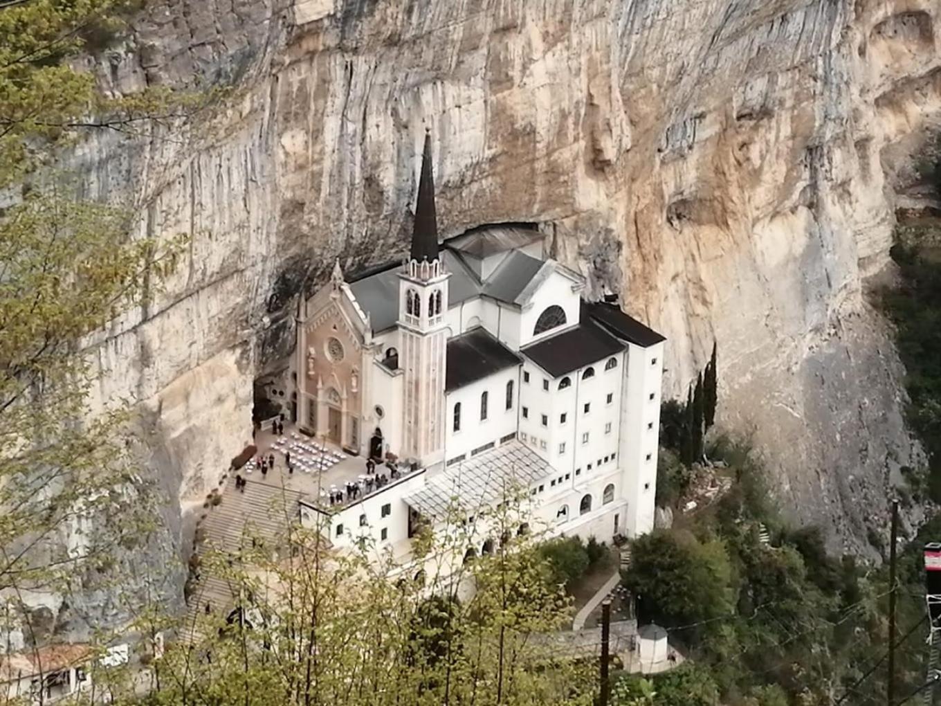Вилла Casa Dell'Alpino Каприно-Веронезе Экстерьер фото